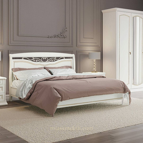 Кровать двойная Luigi цвет белый с кованым элементом без ножной спинки