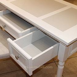 Стол письменный бестумбовый Lorenzo вуаль